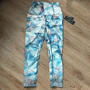 New! Evolution and Creation blue/pink print 7/8 length leggings, small
